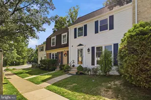 3046 Talking Rock Dr, Fairfax, VA 22031 - Photo 2