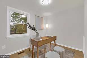 3046 Talking Rock Dr, Fairfax, VA 22031 - Photo 6