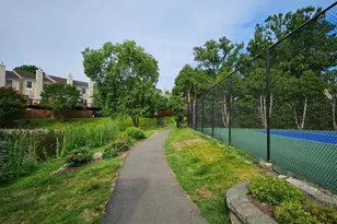6519 Kemper Lakes Ct, Alexandria, VA 22312 - Photo 18