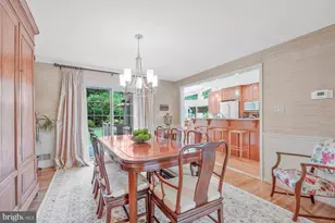 8122 Birnam Wood Dr, McLean, VA 22102 - Photo 4