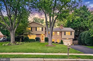 8122 Birnam Wood Dr, McLean, VA 22102 - Photo 2