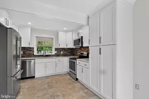 4214 Penner Ln, Fairfax, VA 22033 - Photo 24