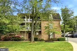 3101 Patrick Henry Dr, Falls Church, VA 22044 - Photo 2