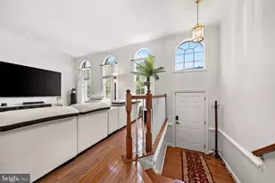 5410 Edsall Ridge Pl, Alexandria, VA 22312 - Photo 4
