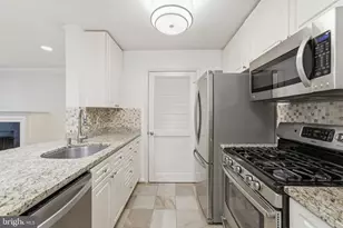 5563 Seminary Rd, Falls Church, VA 22041 - Photo 6