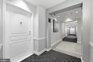 5563 Seminary Rd, Falls Church, VA 22041 - Photo 32
