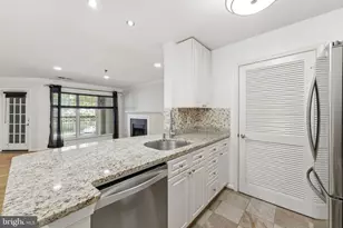 5563 Seminary Rd, Falls Church, VA 22041 - Photo 8