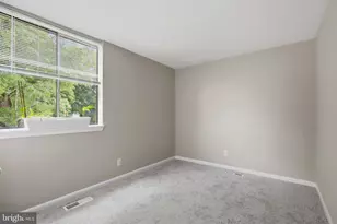 1224 Magnolia Ln, Herndon, VA 20170 - Photo 22