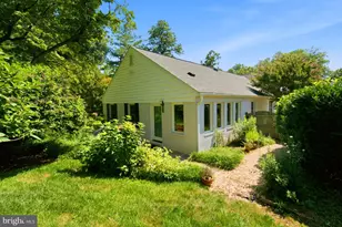 1322 Timberly Ln, McLean, VA 22102 - Photo 12
