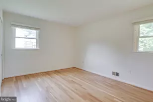 203 Locust St SW, Vienna, VA 22180 - Photo 12