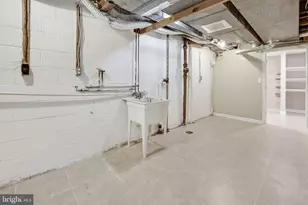6811 Lemon Rd, McLean, VA 22101 - Photo 38