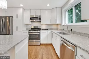 6811 Lemon Rd, McLean, VA 22101 - Photo 6