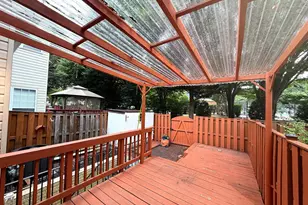5944 Raina Dr, Centreville, VA 20120 - Photo 2