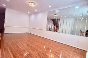 5944 Raina Dr, Centreville, VA 20120 - Photo 2