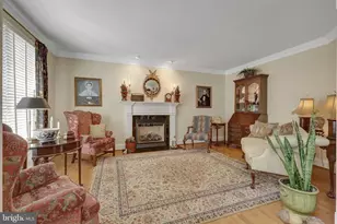 513 John Marshall Dr NE, Vienna, VA 22180 - Photo 10