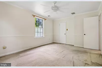 15226 Elk Run Road, Chantilly, VA 20151 - Photo 12