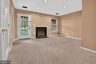 13225 Rolling Plains Ct, Herndon, VA 20171 - Photo 6