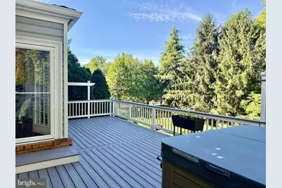 9733 Hidden Valley Road, Vienna, VA 22181 - Photo 4