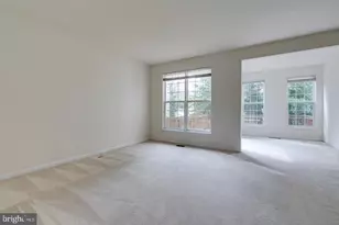 13129 Park Crescent Cir, Herndon, VA 20171 - Photo 16