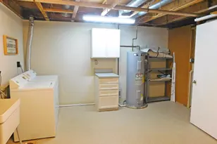 10315 Cherry View Ct, Oakton, VA 22124 - Photo 22