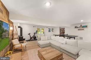 10854 Meadowland Dr, Oakton, VA 22124 - Photo 48
