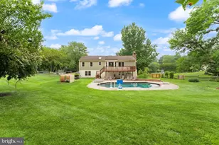 10854 Meadowland Dr, Oakton, VA 22124 - Photo 68