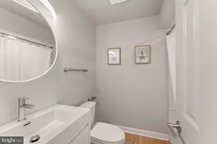 10854 Meadowland Dr, Oakton, VA 22124 - Photo 52