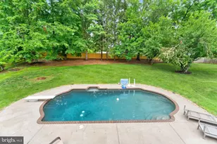 10854 Meadowland Dr, Oakton, VA 22124 - Photo 56