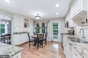 3171 Kirkwell Pl, Herndon, VA 20171 - Photo 6