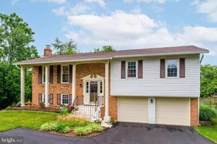 3171 Kirkwell Pl, Herndon, VA 20171 - Photo 2