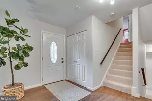 5104 Spring Rock Ct, Fairfax, VA 22032 - Photo 4