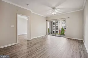 12949 Centre Park Cir, Herndon, VA 20171 - Photo 6