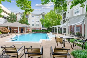 12949 Centre Park Cir, Herndon, VA 20171 - Photo 20