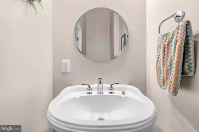 8801 Camden Street, Alexandria, VA 22308 - Photo 32