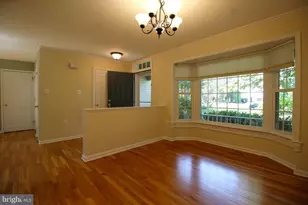 1649 Bennington Hollow Ln, Reston, VA 20194 - Photo 2