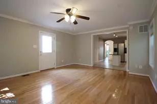 1649 Bennington Hollow Ln, Reston, VA 20194 - Photo 8