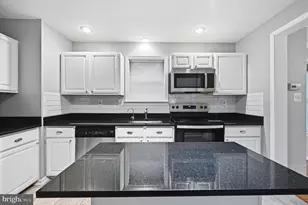 1649 Bennington Hollow Ln, Reston, VA 20194 - Photo 4