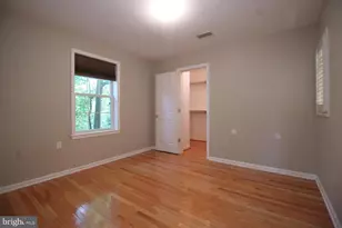 1649 Bennington Hollow Ln, Reston, VA 20194 - Photo 18