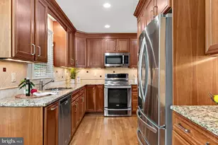 9001 Penn Manor Ct, Springfield, VA 22153 - Photo 20