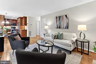 9001 Penn Manor Ct, Springfield, VA 22153 - Photo 16