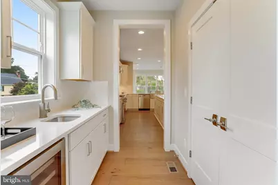 619 Truman Circle SW, Vienna, VA 22180 - Photo 50