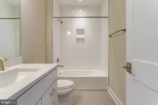 619 Truman Cir SW, Vienna, VA 22180 - Photo 76