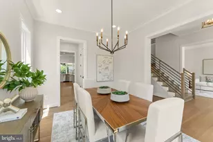 619 Truman Cir SW, Vienna, VA 22180 - Photo 12