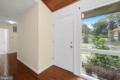 8811 Burbank Road, Annandale, VA 22003 - Photo 6