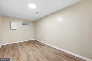 8811 Burbank Rd, Annandale, VA 22003 - Photo 44