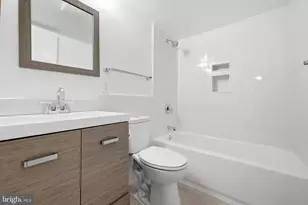 8811 Burbank Rd, Annandale, VA 22003 - Photo 26