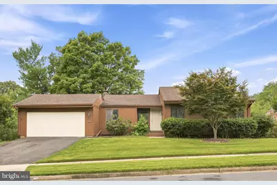 8811 Burbank Road, Annandale, VA 22003 - Photo 4