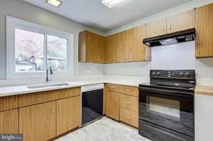 3409 Wessynton Way, Alexandria, VA 22309 - Photo 24