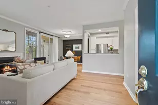 5901 Allborough Dr, Alexandria, VA 22315 - Photo 10