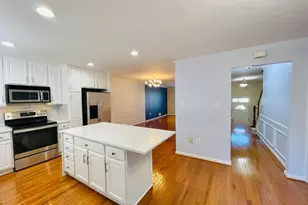 2003 Gallows Tree Ct, Vienna, VA 22182 - Photo 6